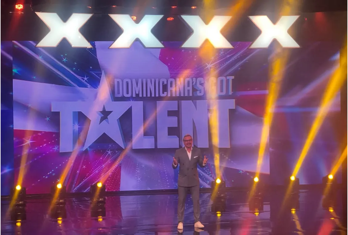 Dominicana's Got Talent · Escenario de TV